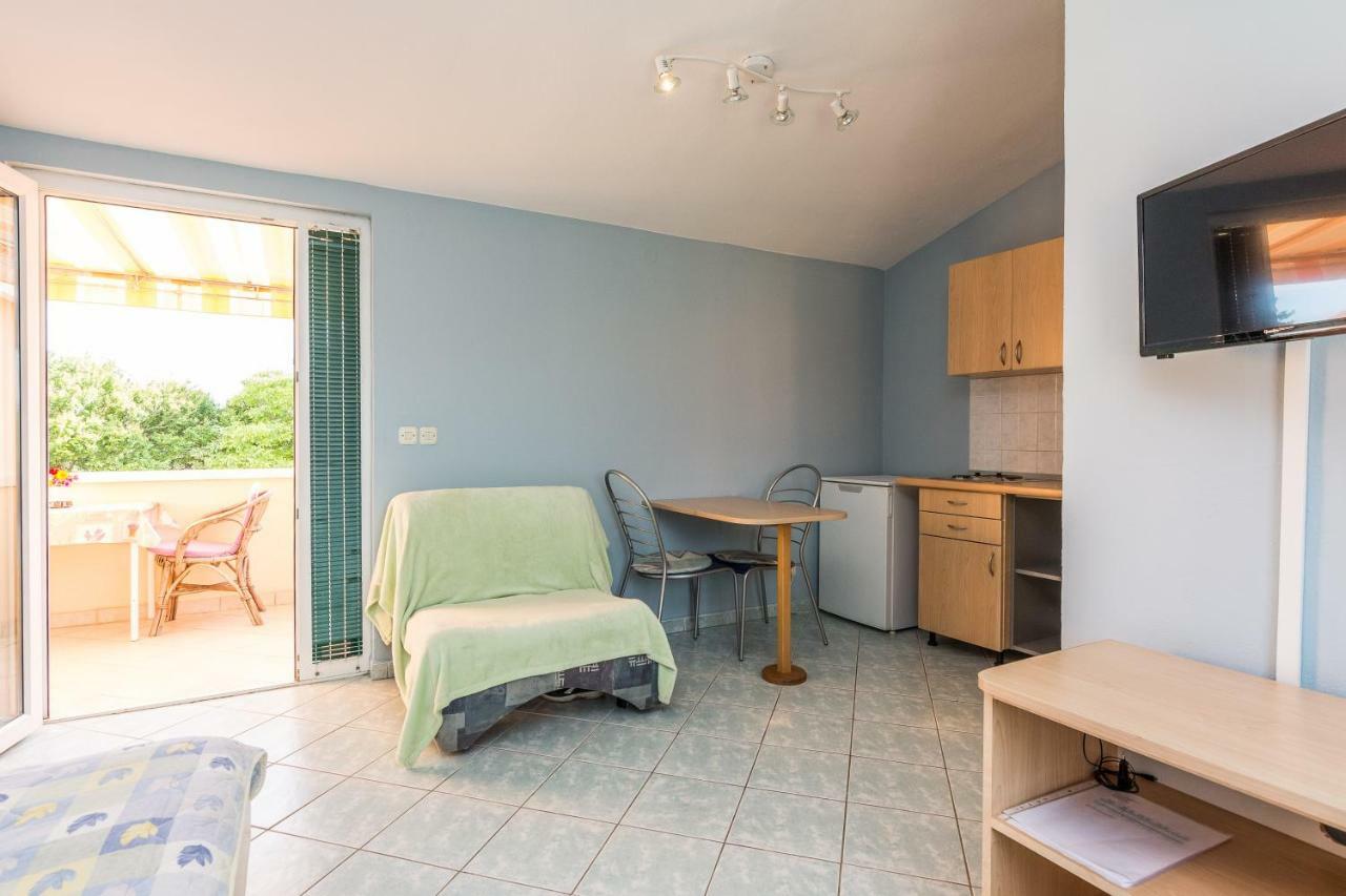 Apartmani Albi Zaton  Exteriör bild