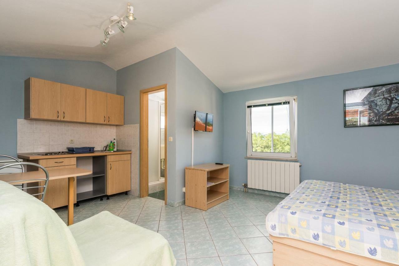 Apartmani Albi Zaton  Exteriör bild
