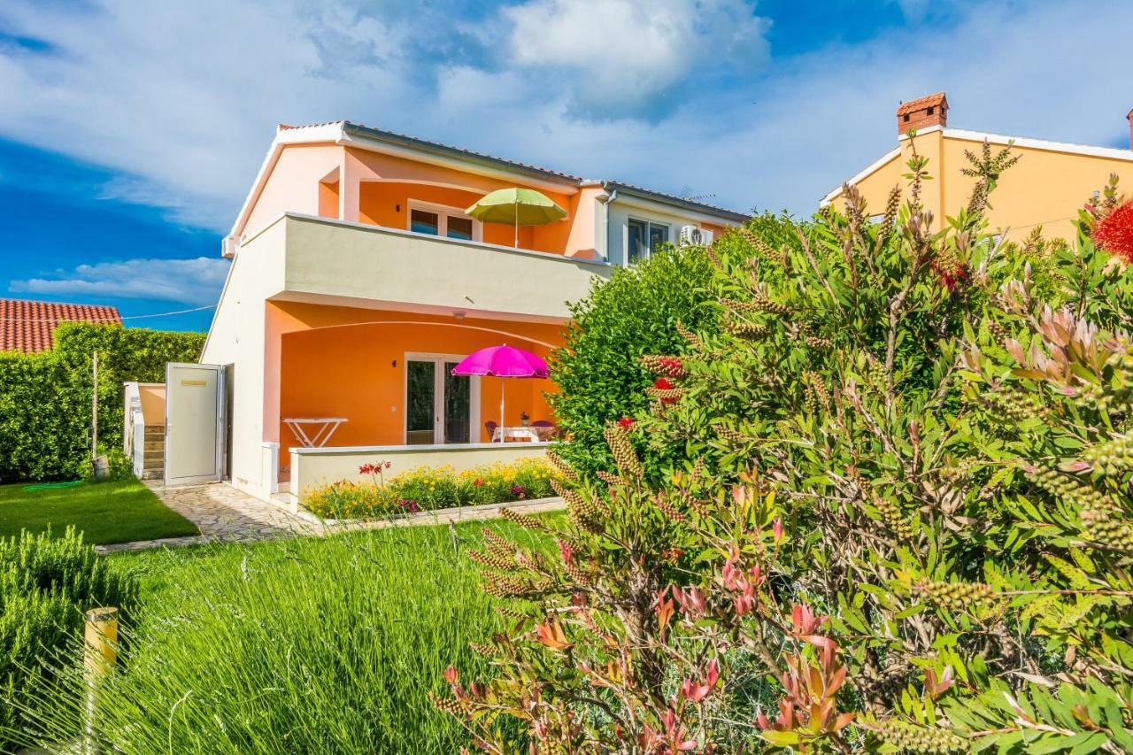 Apartmani Albi Zaton  Exteriör bild