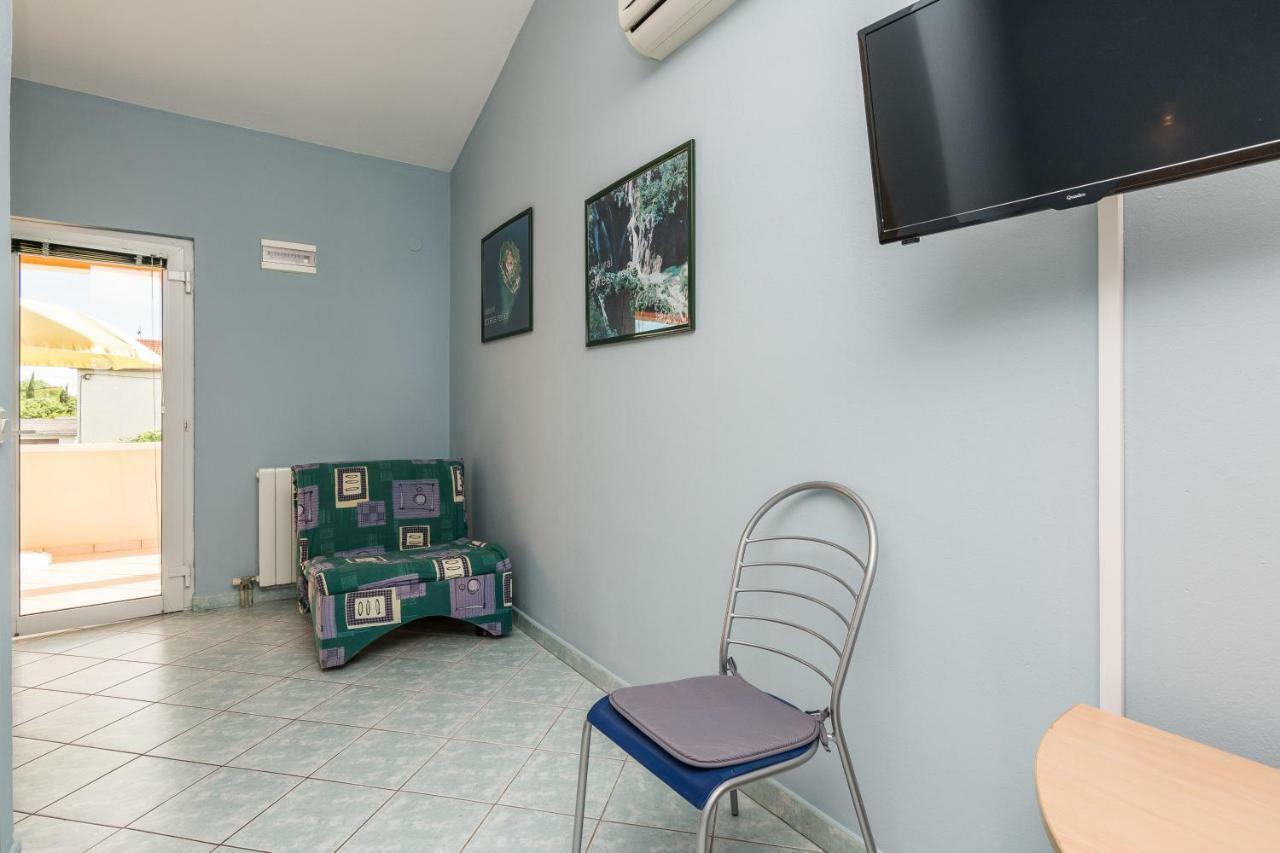 Apartmani Albi Zaton  Exteriör bild